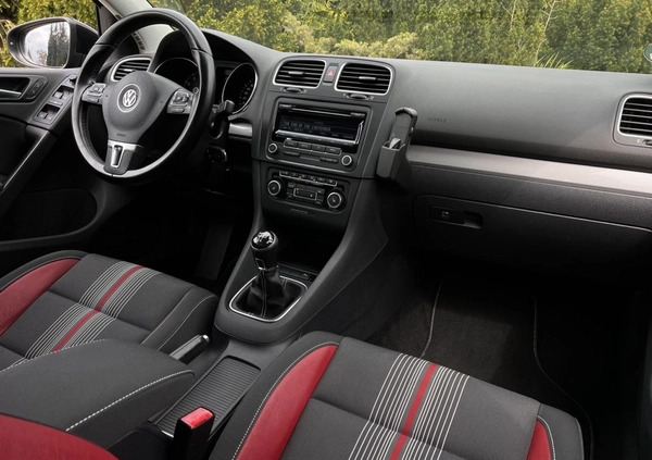 Volkswagen Golf cena 26900 przebieg: 152000, rok produkcji 2012 z Garwolin małe 379